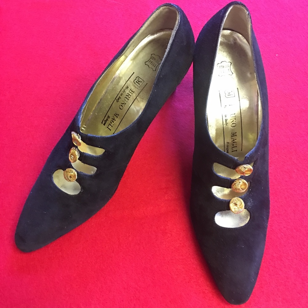 Bruno Magli Black Suede Pumps